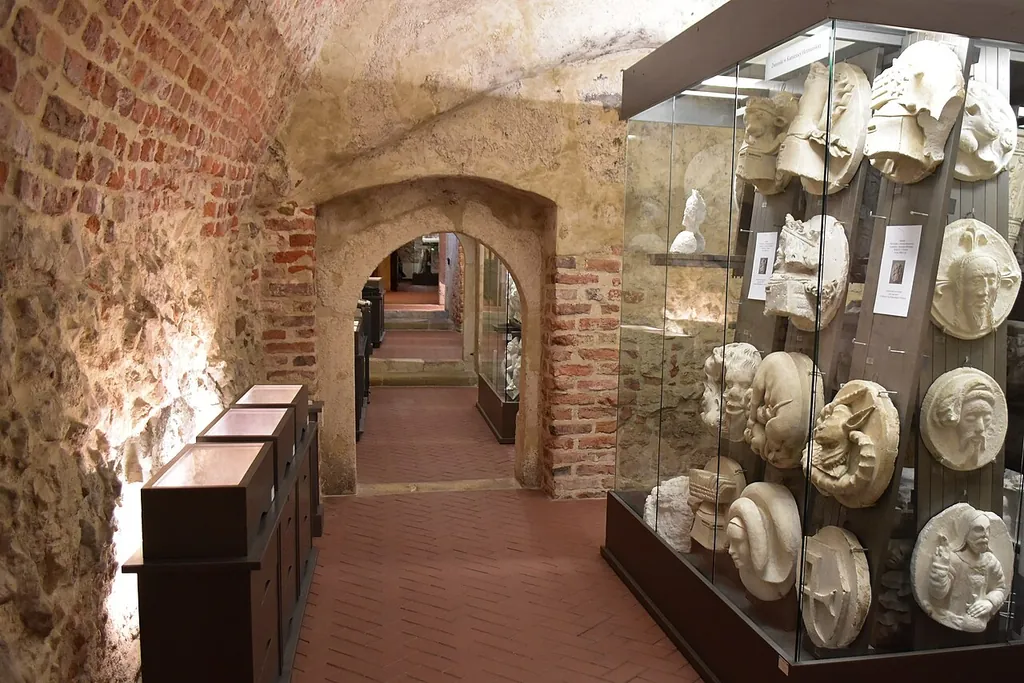 Muzeum Archeologiczne w Krakowie in Krakau – Bild 5 von 8