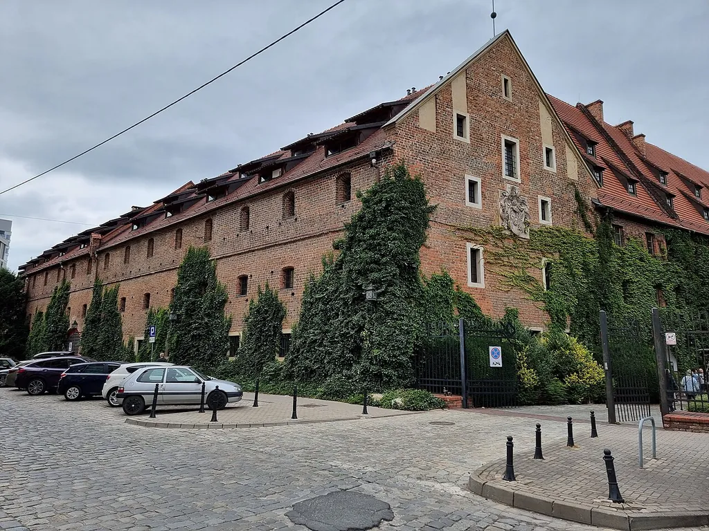 Muzeum Archeologiczne we Wrocławiu – Photo 2 of 3