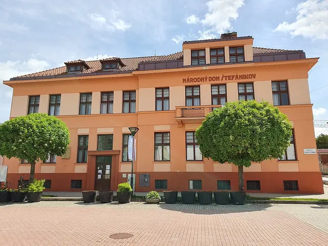 Múzeum Dušana Samuela Jurkoviča v Brezovej pod Bradlom in Brezová pod Bradlom