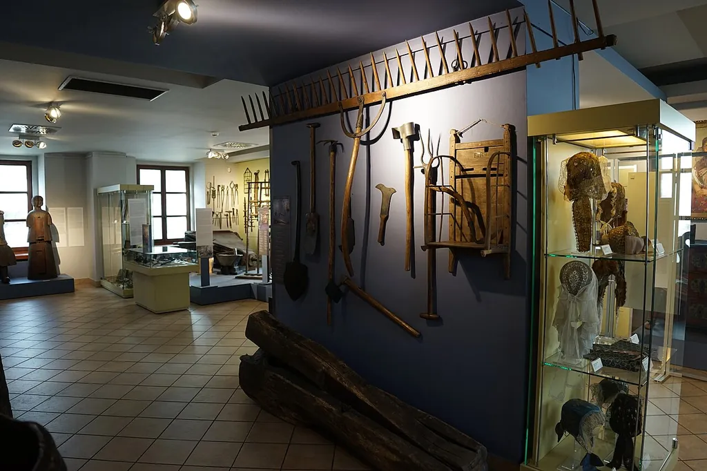 Muzeum Etnograficzne we Wrocławiu in Breslau – Bild 3 von 5