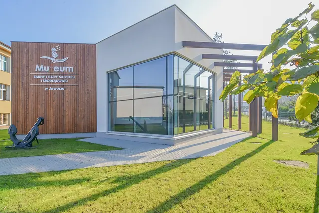 Muzeum Fauny i Flory Morskiej i Śródlądowej w Jaworzu in Jaworze