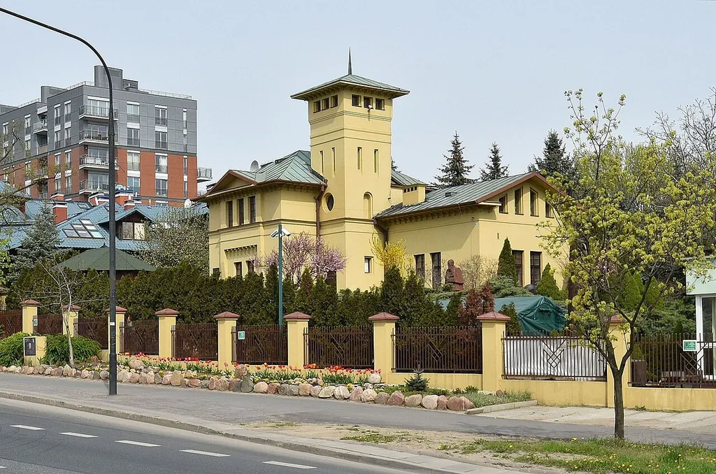 Muzeum Historii Polskiego Ruchu Ludowego in Warszawa
