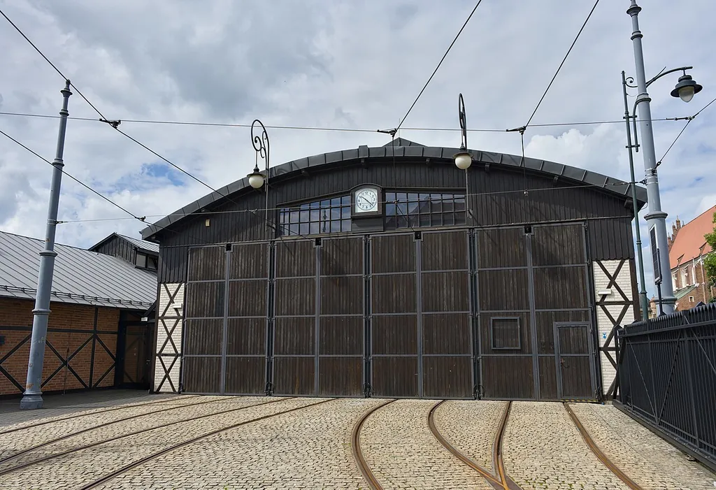 Muzeum Inżynierii i Techniki in Krakau – Bild 3 von 6