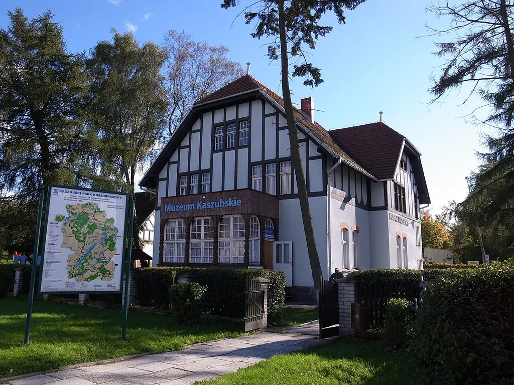 Muzeum Kaszubskie im. Franciszka Tredera w Kartuzach in Kartuzy