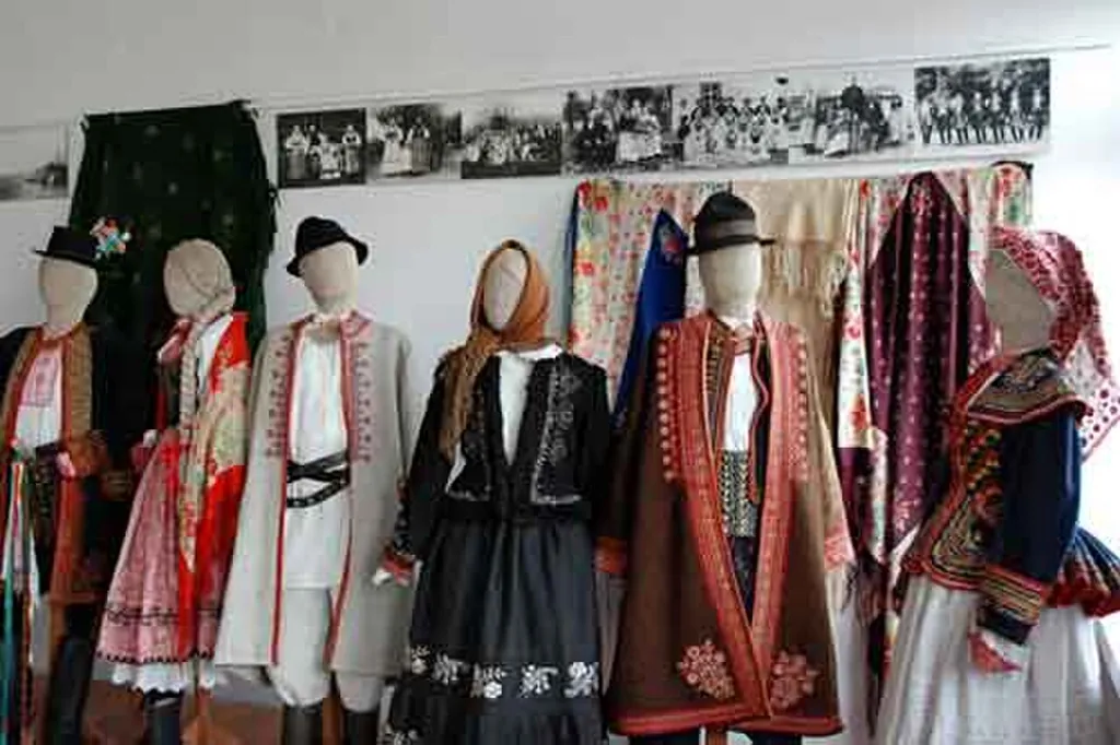 Muzeum Lachów Sądeckich im. Zofii i Stanisława Chrząstowskich in Podegrodzie