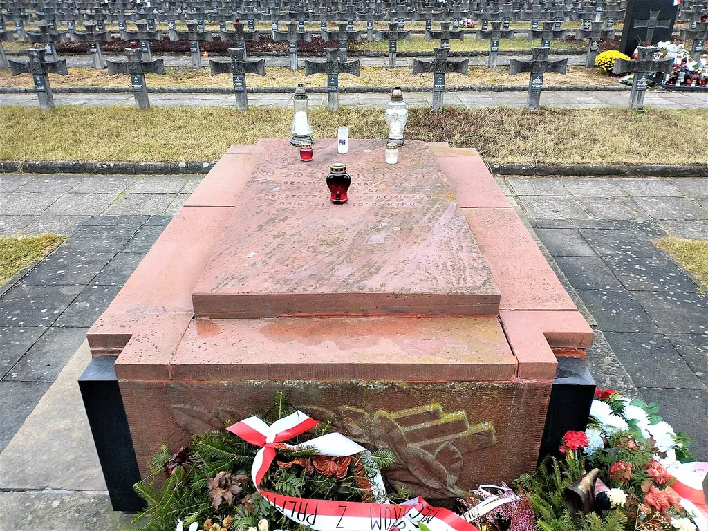 Muzeum – Miejsce Pamięci Palmiry – Zdjęcie 8 z 9