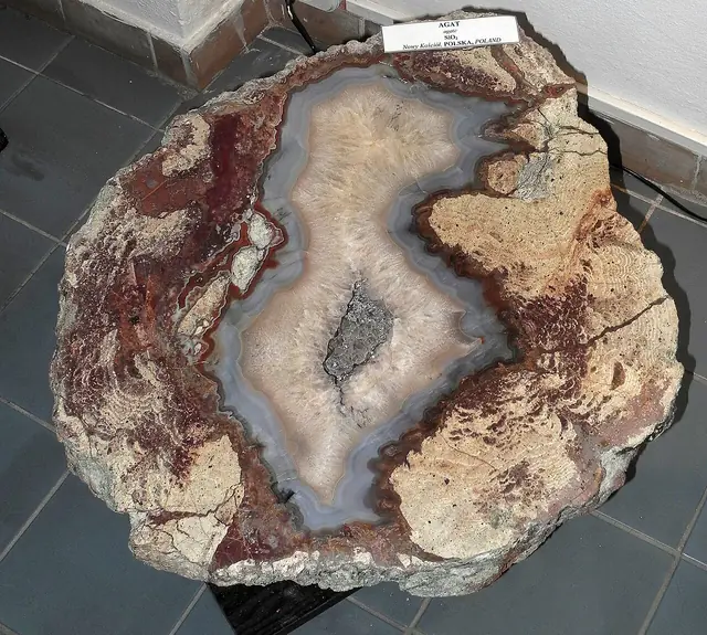 Muzeum Mineralogiczne im. Kazimierza Maślankiewicza we Wrocławiu in Breslavia