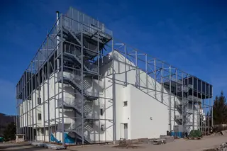Múzeum moderného umenia Andyho Warhola in Medzilaborce