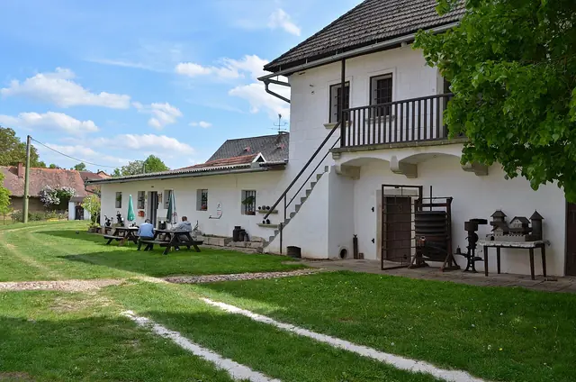 Muzeum motocyklů Motogalerie Šestajovice