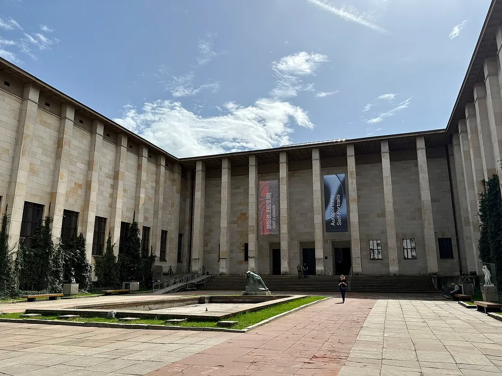 Muzeum Narodowe w Warszawie in Warschau – Bild 2 von 6