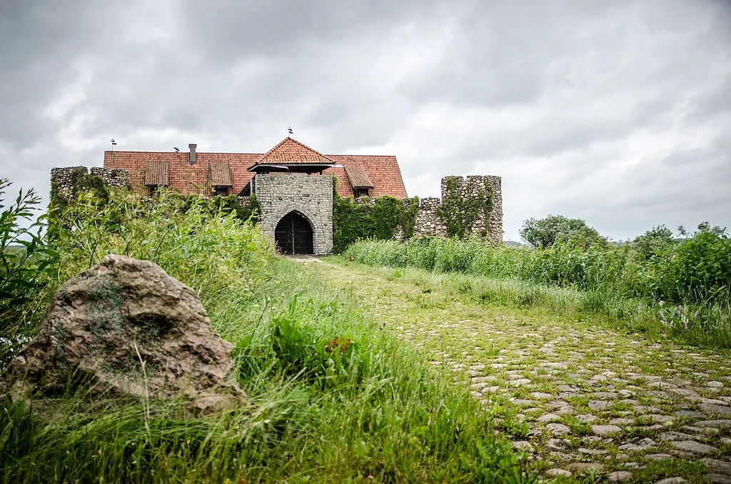 Muzeum Oręża Polskiego im. Jerzego Hoffmana w Kiermusach in Kiermusy