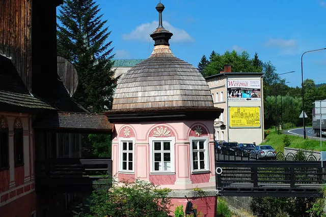 Muzeum Papiernictwa w Dusznikach-Zdroju in Duszniki-Zdrój – Bild 2 von 4