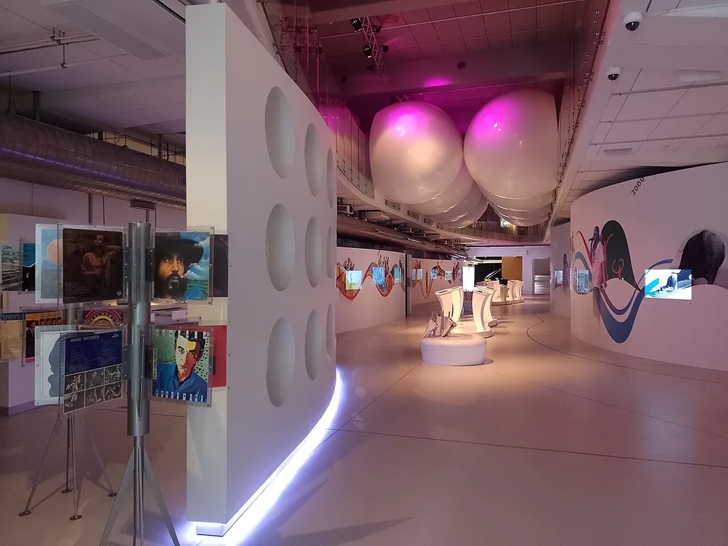 Muzeum Polskiej Piosenki w Opolu in Opole – Zdjęcie 4 z 6