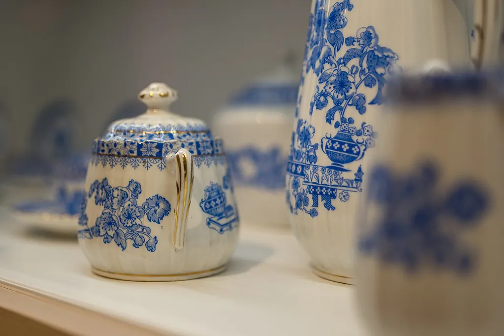 Muzeum Porcelany Śląskiej w Tułowicach in Tułowice – Bild 2 von 3