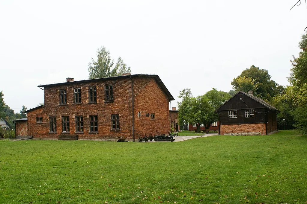Muzeum Regionalne im. Władysława St. Reymonta w Lipcach Reymontowskich in Lipce Reymontowskie