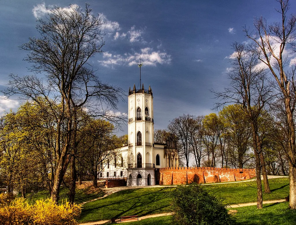 Muzeum Romantyzmu w Opinogórze in Opinogóra Górna