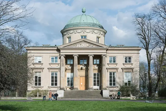 Muzeum Rzeźby im. Xawerego Dunikowskiego w Królikarni in Varsóvia