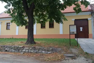 Múzeum slovenskej keramickej plastiky in Modra
