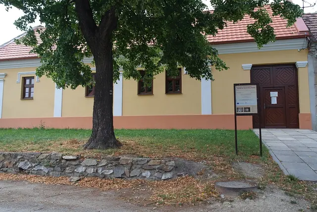Múzeum slovenskej keramickej plastiky in Modra