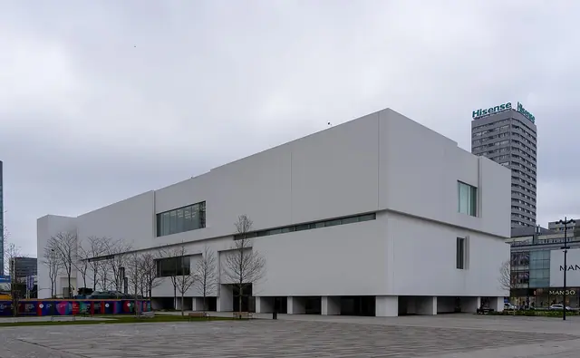 Muzeum Sztuki Nowoczesnej w Warszawie in Warszawa – Zdjęcie 2 z 7