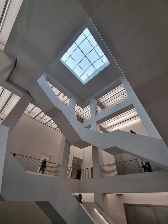 Muzeum Sztuki Nowoczesnej w Warszawie in Warszawa – Zdjęcie 4 z 7