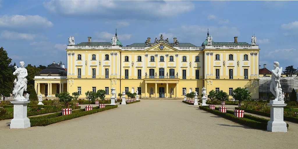 Muzeum Uniwersytetu Medycznego w Białymstoku i Pałacu Branickich in Białystok – Photo 3 of 10