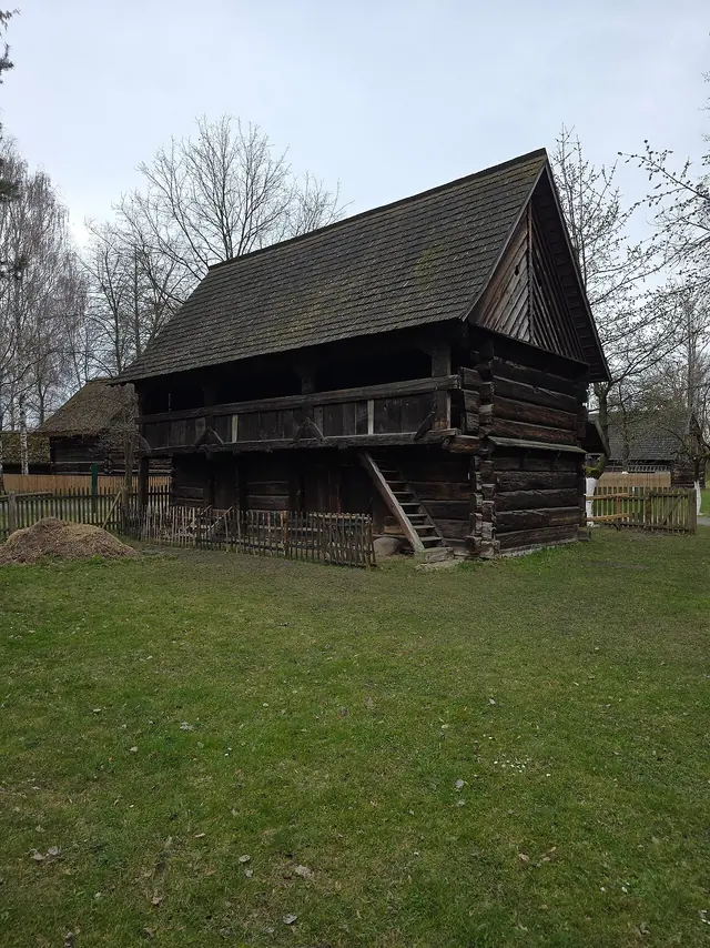 Muzeum Wsi Opolskiej w Opolu in Opole – Zdjęcie 2 z 5