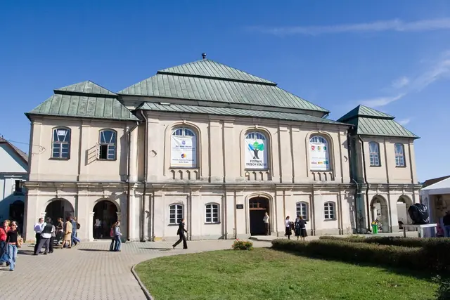 Muzeum – Zespół Synagogalny we Włodawie in Włodawa