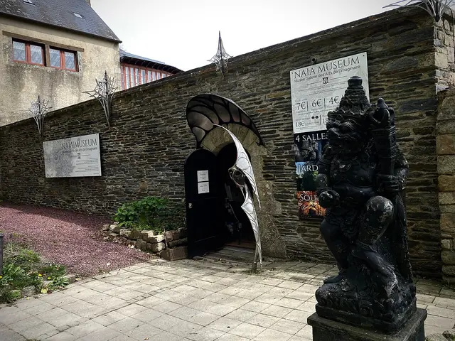 Naïa Museum in Rochefort-en-Terre