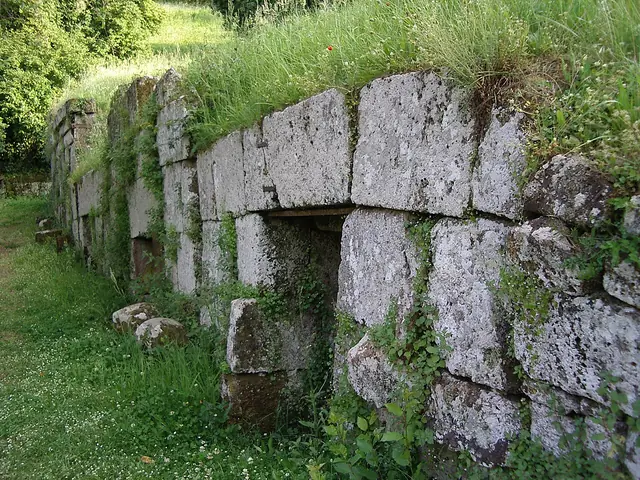 Necropoli etrusca di Crocifisso del Tufo in Orvieto