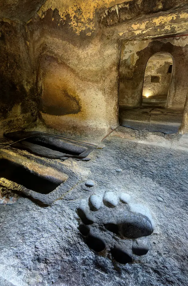 Necropoli di Sant'Andrea Priu in Bonorva – Bild 4 von 4