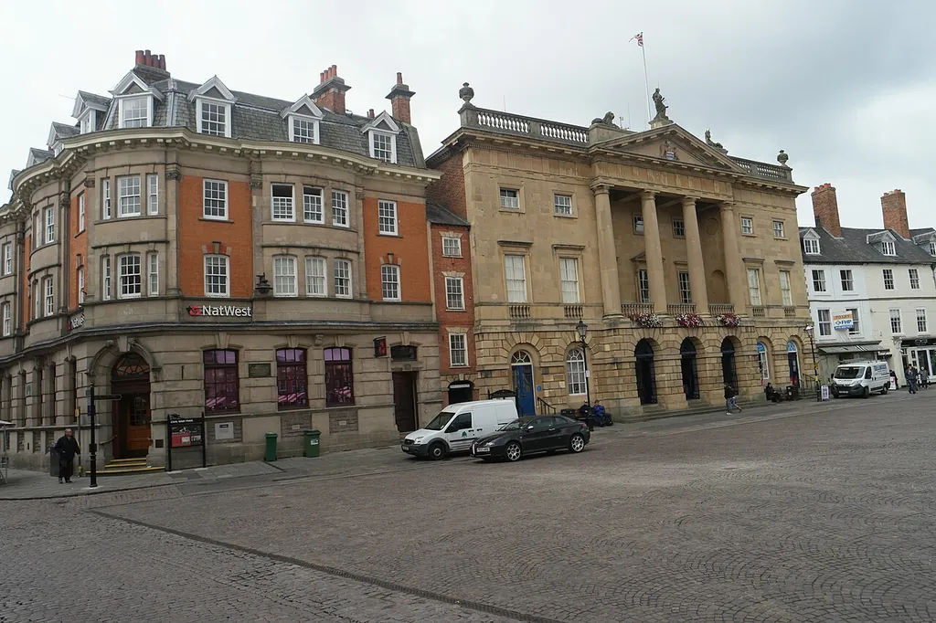 Newark Town Hall Museum and Art Gallery in Newark-on-Trent