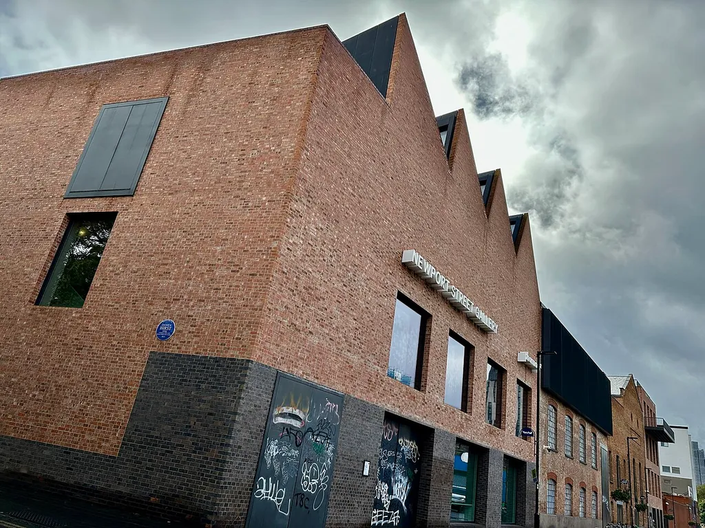 Newport Street Gallery in London – Photo 2 of 2