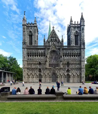 Nidarosdomen in Trondheim – Bilde 1 av 9