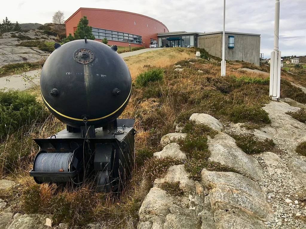 Nordsjøfartmuseet in Telavåg – Bilde 4 av 4
