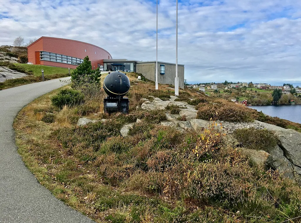 Nordsjøfartmuseet in Telavåg