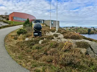 Nordsjøfartmuseet in Telavåg – Bilde 1 av 4