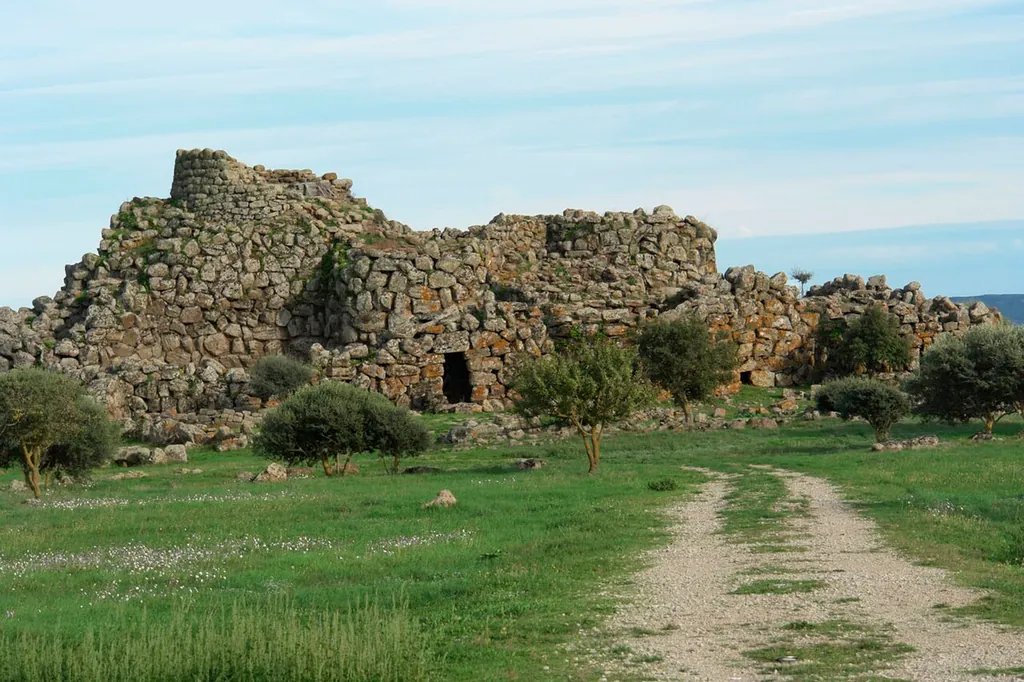 Nuraghe Arrubiu in Orroli
