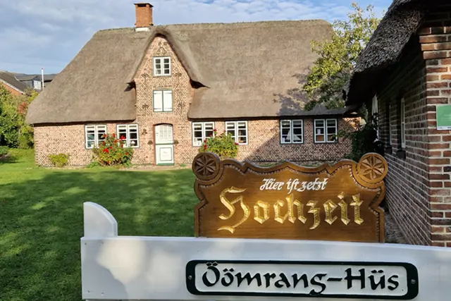 Öömrang Hüs in Nebel