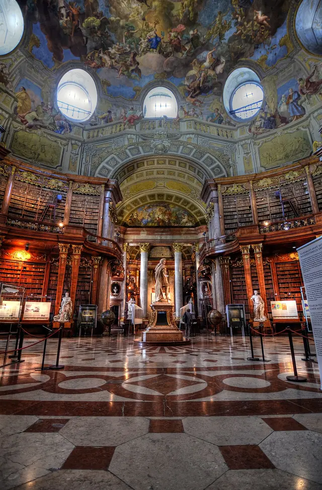 Prunksaal der Österreichischen Nationalbibliothek in Vienna