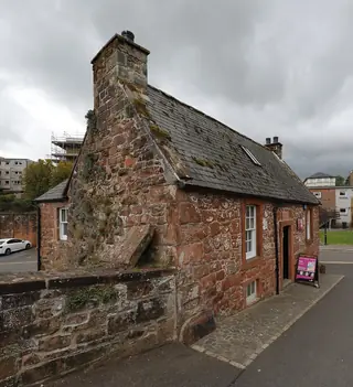 Old Bridge House Museum in Dumfries – Photo 2 of 3