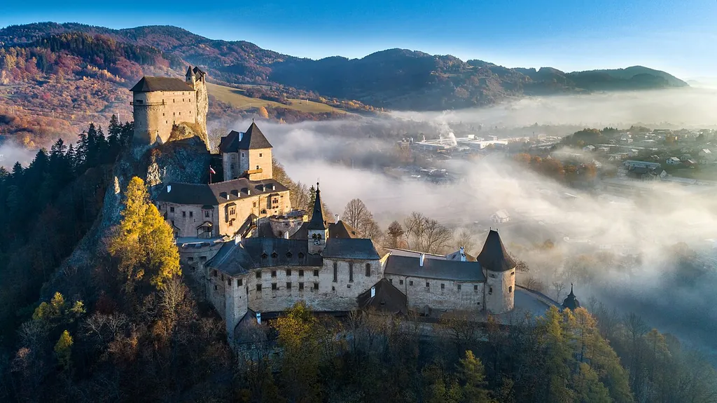Oravský hrad in Oravský Podzámok