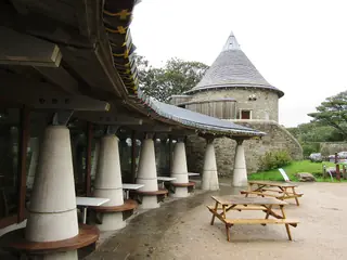 Oriel y Parc in St Davids – Photo 1 of 4