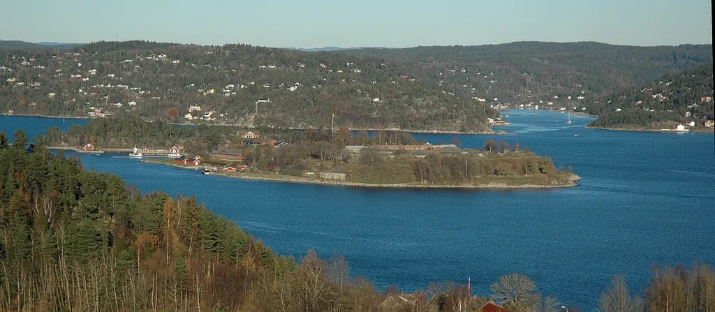 Oscarsborg festning in Drøbak