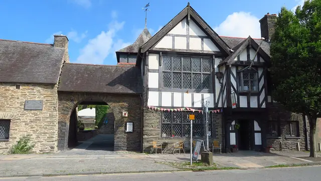 Owain Glyndŵr’s Parliament House in Machynlleth – Photo 2 of 4