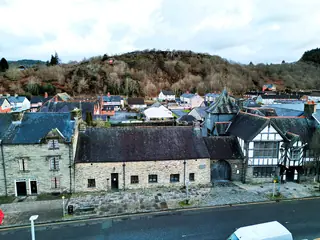 Owain Glyndŵr’s Parliament House in Machynlleth – Photo 3 of 4