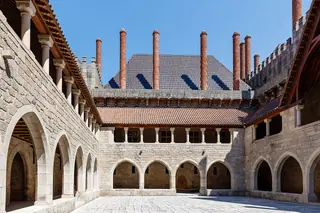 Paço dos Duques de Bragança in Guimarães – Foto 4 de 10