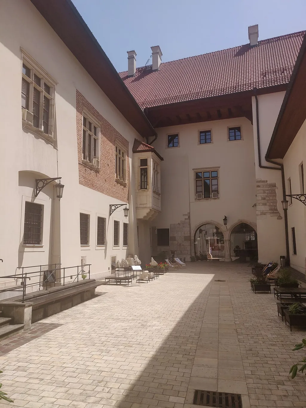 Pałac Biskupa Erazma Ciołka in Kraków – Zdjęcie 5 z 10