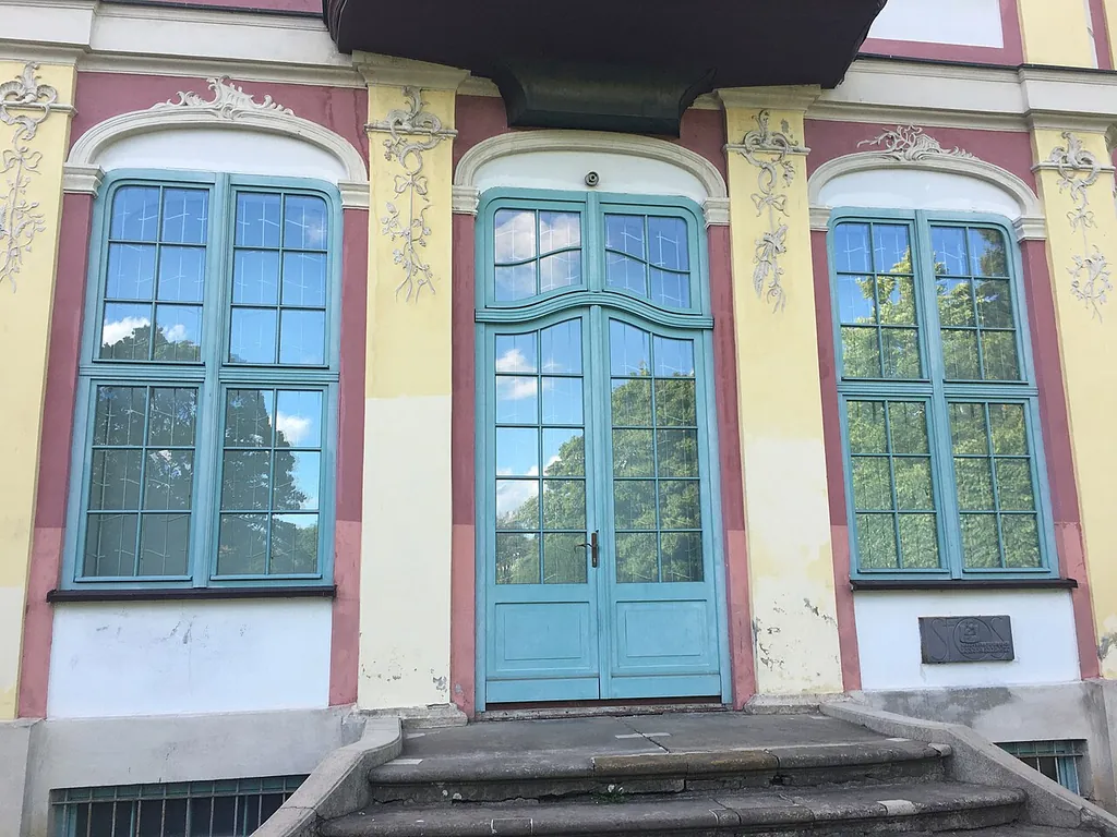 Oddział Sztuki Nowoczesnej w Pałacu Opatów in Danzig – Bild 6 von 6