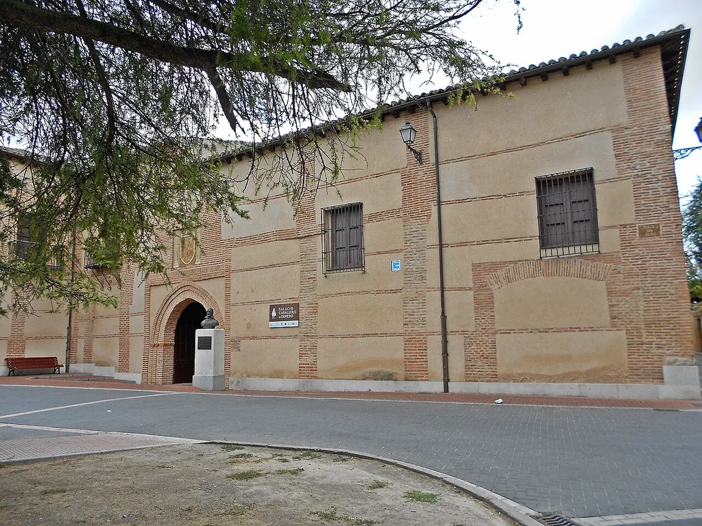 Palacio Caballero de Olmedo